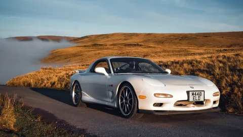 ย้อนตำนานสูบหมุน 10,000 รอบ Mazda RX-7 FD 1992 ปีศาจโรตารี่ที่นักขับโหยหา