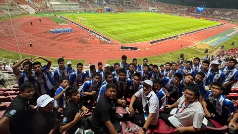 อบจ.ชัยนาท ชม "ทีมชาติไทย" ปะทะ "สิงคโปร์" ติดขอบสนาม