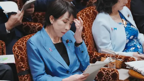 นายกฯ ญี่ปุ่น "ซานาเอะ ทาคาอิจิ" เผยนอนวันละ 2-4 ชม. เคยเรียกเจ้าหน้าที่ประชุมตอนตี 3