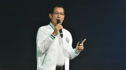 “อนุดิษฐ์” ลั่น สีเขียวก็ไม่เอาสีเทา ยันพรรคไม่ปกป้อง แนะ สส.ชนนพัฒฐ์ พิสูจน์ความบริสุทธิ์