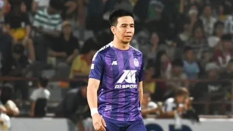 “กัปตันช้าง” นิยามฝีเท้า ก้อง ห้วยไร่ เทียบชั้นเมสซี่-โรนัลโด้ หลังยิงดับหมอนทองวิทยา