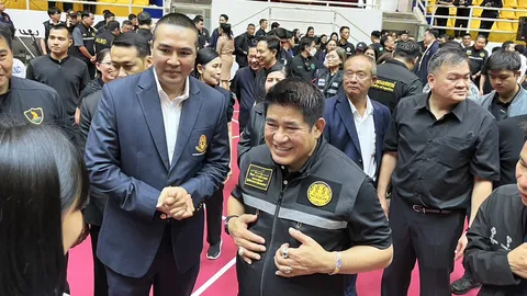 ธรรมนัส เยี่ยมสนามตะกร้อ ซีเกมส์ 2025 รับปากจัดการปัญหาถูกหักหัวคิว 1.9 ล้าน