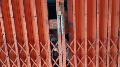 จับแล้วแก๊งเงินกู้โหด ล็อกขังยาย-หลาน 6 เดือน ไว้ในบ้าน เหตุลูกสาวค้างจ่าย 1 งวด