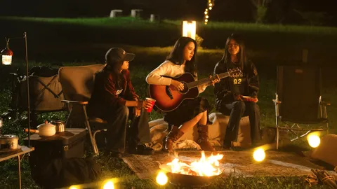 ขมิ้น กิ่งศักดิ์ คัมแบ็ค ปล่อย จันทร์สะท้อนใจ (mirror moon) เพลงแรกในฐานะศิลปินอิสระ