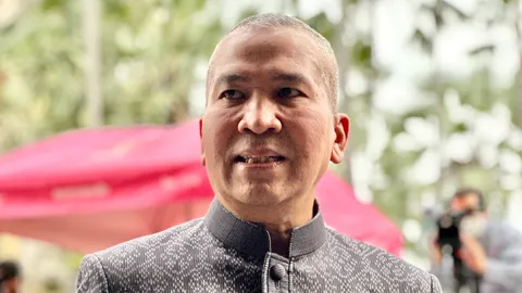 รมว.ยธ. ไม่ทราบ “ทักษิณ” ยังได้สิทธิขอพักโทษหรือไม่ หากยังมีคดีอื่น