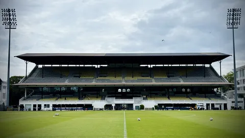 ประมวลภาพสนาม "ศรีลังกา พบ ทีมชาติไทย" ศึกเอเชียนคัพ สนามแข่งม้าเก่า อายุ 132 ปี