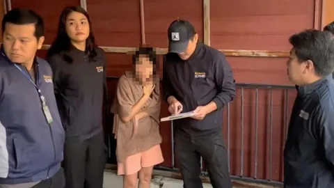 สืบนครบาลจับสาวดาวโป๊ ขายคลิปสยิว