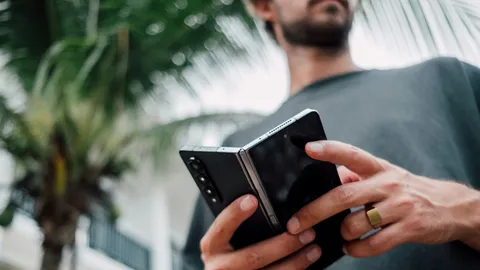 โจรลอนดอนเมิน Android หลังขโมยไปแล้วเห็นเป็น Samsung ถึงกับรีบเอามาคืนเจ้าของ 