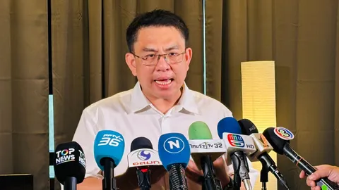 "วิโรจน์" โวเลือกตั้งปีหน้ามีนายกฯชื่อ "ณัฐพงษ์" ถือธงนำแก้ "ฟอกเงิน" ในเวทีโลก