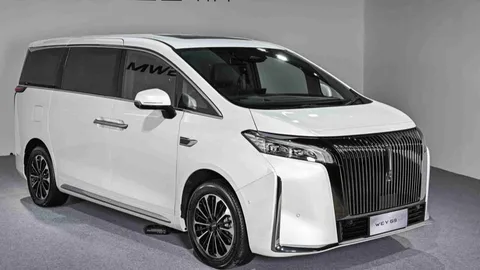 มาแล้ว GWM เปิดสเปกตู้หรู WEY G9 New-Generation Luxury MPV