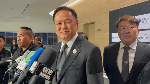 “อนุทิน” ลั่น เป็นเรื่องของนายกรัฐมนตรี หลังลือสะพัดชิงยุบสภา 12 ธ.ค.