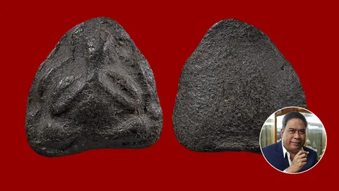 พระปิดตาหลวงปู่ศุข พิมพ์พุงป่อง เนื้อผงคลุกรัก ราคา 1.2 ล้าน