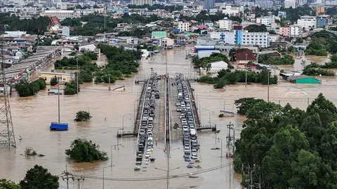 CAAT ไฟเขียวใช้ "โดรน" บรรเทาภัยน้ำท่วมใต้ บินหลัง 6 โมงเย็นได้ ภายใต้เงื่อนไข