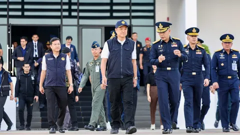 นายกฯ ลงพื้นที่ช่วยน้ำท่วมสงขลา รอบ 3 ขนสิ่งของ-เจ็ตสกี-ทีมกู้ชีพ เต็มลำ C-130