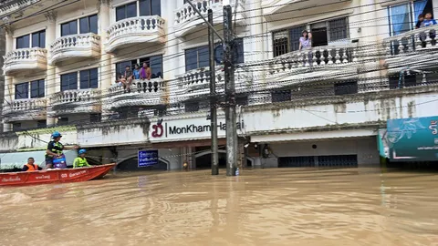 รวมลิสต์เอกชนและหน่วยงานรัฐบาล เปิดรับบริจาคสิ่งของและช่วยเหลือผู้ประสบภัยน้ำท่วมภาคใต้