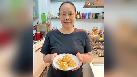 ชูเกตต์ (Chouquette) สไตล์ ปริยา วิลล่า