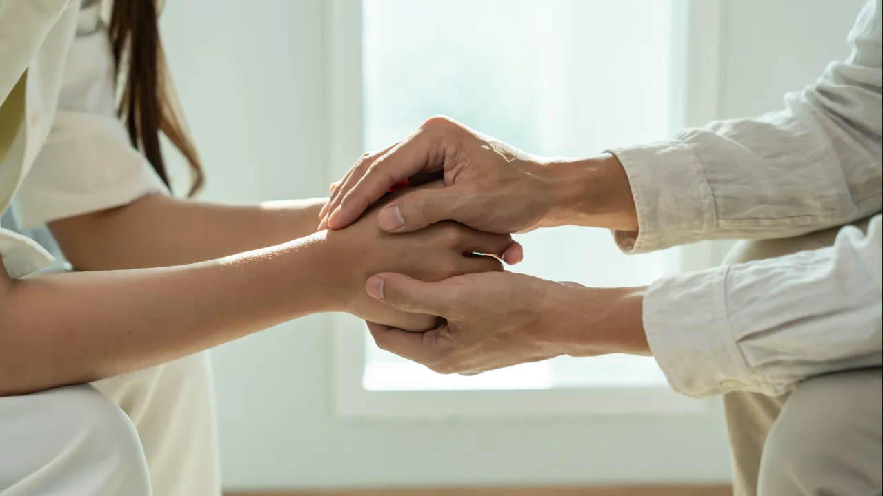 Doctors Recommend Ways to Heal Mentally After Southern Floods Subside