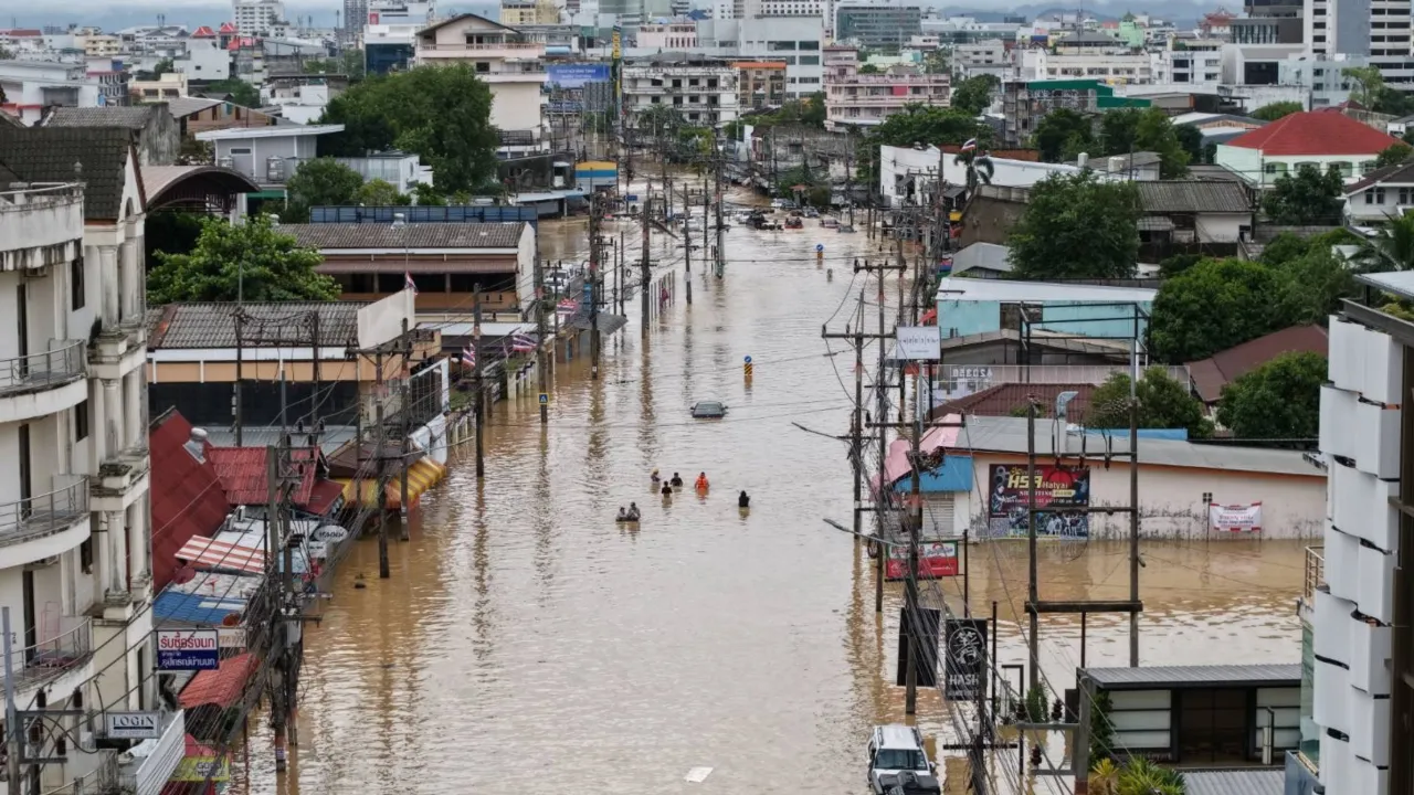 Understanding Refeeding Syndrome: The Impact of Prolonged Fasting That Flood Victims May Face