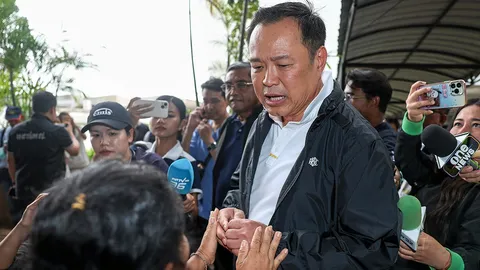 รับผิดแต่ผู้เดียว "อนุทิน" ขอโทษ วิปโยคน้ำท่วมหาดใหญ่ ถูกต่อว่า ชี้ประชาชนเครียด