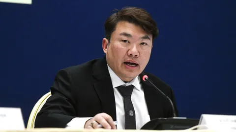 ยอดผู้เสียชีวิตน้ำท่วมพุ่ง 162 ราย สงขลามากสุด 126 ราย เร่งปล่อยน้ำ - ไฟให้ประชาชนภายในวันนี้