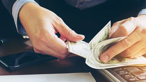 โชคหล่นทับ ดูดวงรายสัปดาห์ 1-7 ธ.ค. 68 วันเกิดไหน ดวงรวยสุด การเงินพุ่ง