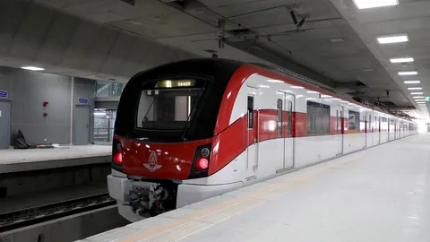 รฟท.เปิดประมูล! สร้างรถไฟฟ้าสายสีแดง รังสิต-มธ. และศิริราช-ศาลายา คาดเสร็จ มี.ค. 72