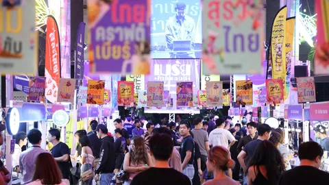 งานเมรัยไทยแลนด์ 2025 วันสุดท้าย แน่นด้วยร้านค้าสุราชุมชน ฟรีคอนเสิร์ตศิลปินดัง