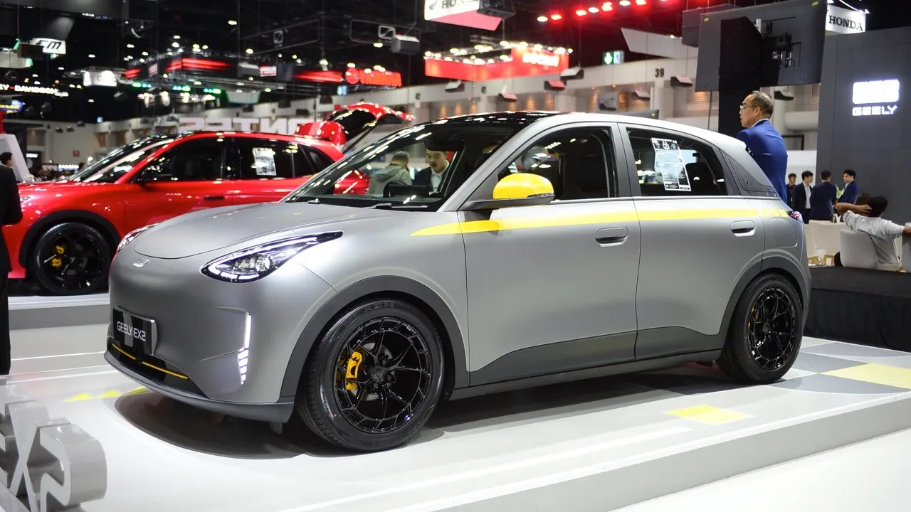 GEELY EX2 รถไฟฟ้าเล็ก ทำยอดจองทะลุ 1,000 คัน ในมอเตอร์เอ็กซ์โป 