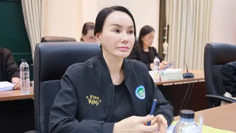 "สจ.จอย" พ้นตำแหน่งนายก อบจ. ปราจีนบุรี ปมถือหุ้นสื่อ