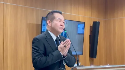 “สว. พิบูลย์อัฑฒ์” ขอโทษกล่าวหากู้ภัยขี่เจ็ตสกีเล่นในพื้นที่น้ำท่วม บอกได้ข้อมูลมาแบบนี้ (คลิป)