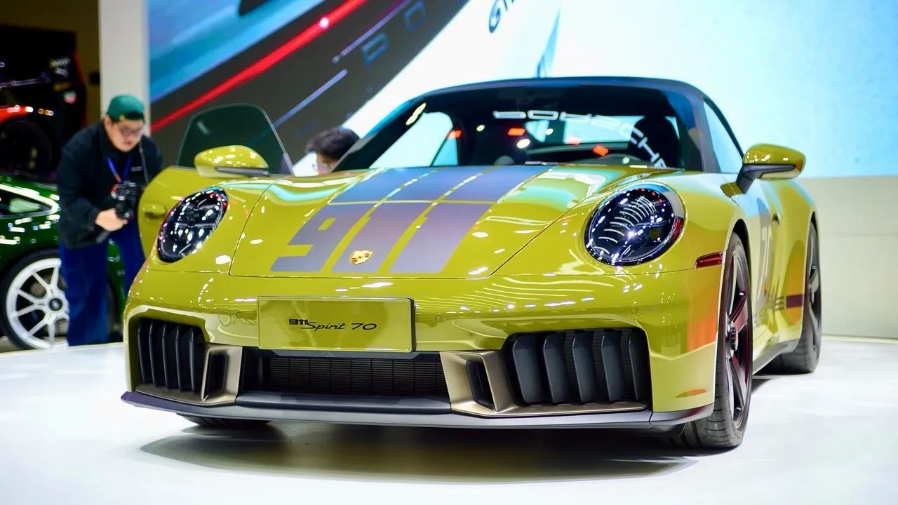 ส่อง รถแพงสุดในงานมอเตอร์เอ็กซ์โป  