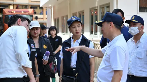 มท.4 ติดตามการฟื้นฟูหลังน้ำท่วม เร่งคืนหาดใหญ่ให้กลับสู่ภาวะปกติโดยเร็วที่สุด