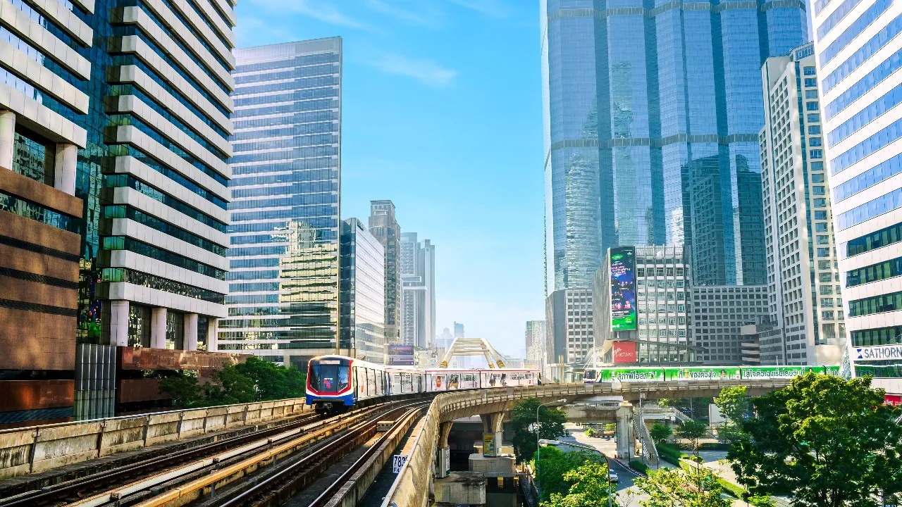 เช้านี้ กทม. ค่าฝุ่น PM 2.5 อยู่ในเกณฑ์มาตรฐาน คุณภาพอากาศส่วนใหญ่อยู่ในระดับปานกลาง