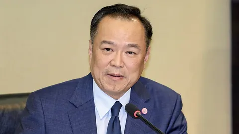 วิเคราะห์การเมือง : คิวยื้อยุบปรับทัพหลีกภัย