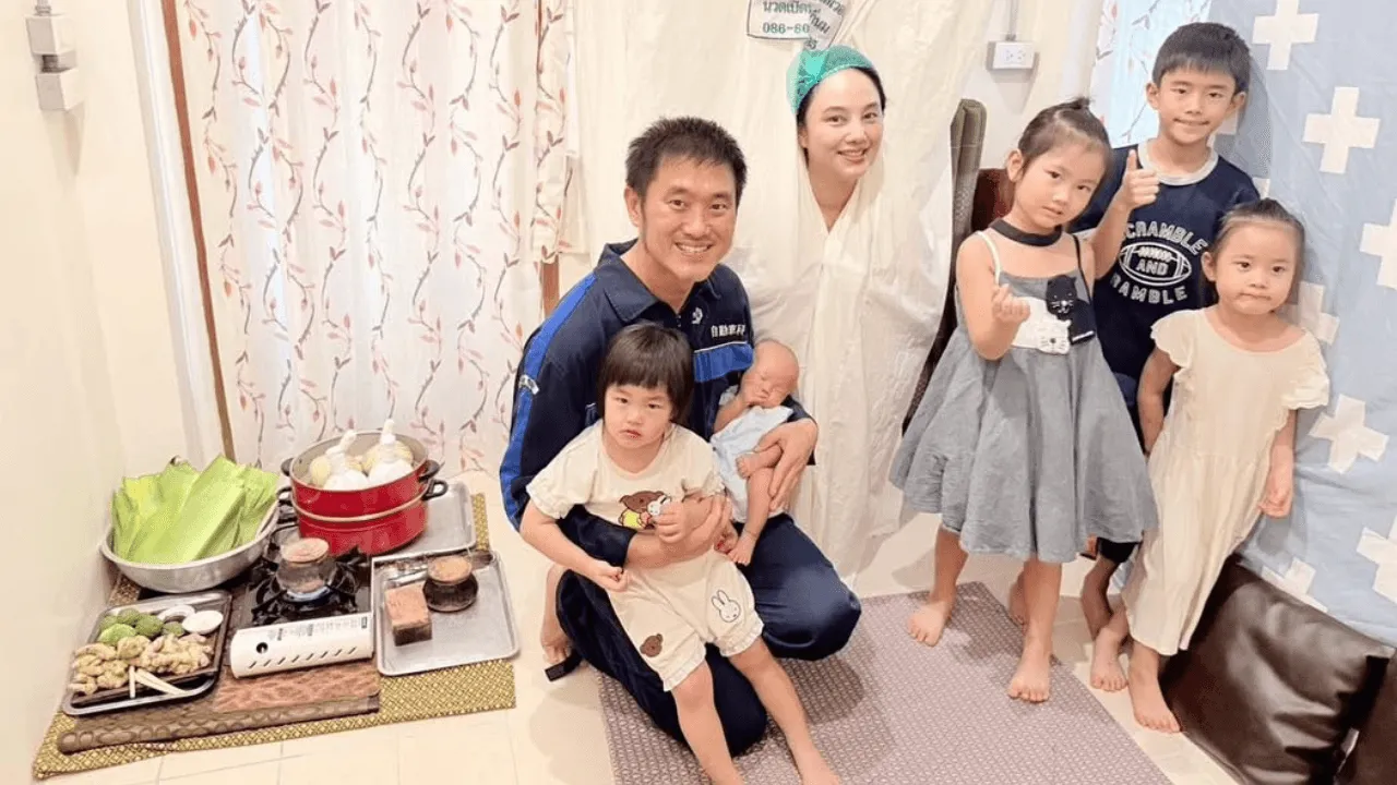 เปิดภาพครอบครัวสุดอบอุ่น กุญแจซอล คุณแม่ลูก 5 ขอบคุณพ่อแม่สามีที่มาช่วยดูแล