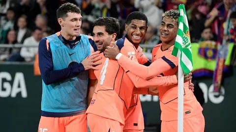 ผลบอลเมื่อคืน บาร์เซโลน่า บุกทุบ เรอัล เบติส รั้งจ่าฝูง ลาลีก้า สเปน