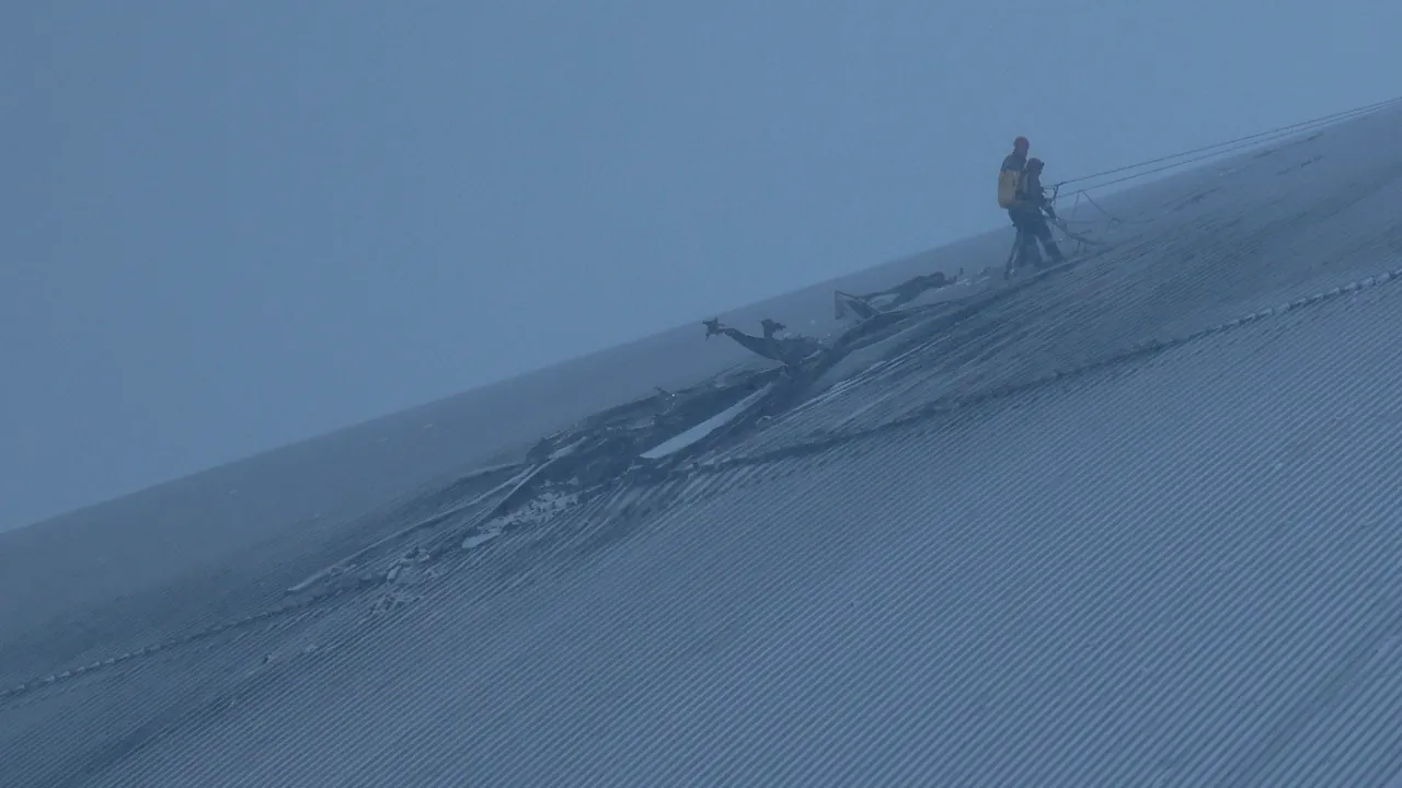 UN เตือน กำแพงป้องกันรังสีของ รง. นิวเคลียร์ “เชอร์โนบิล” ถูกโจมตีเสียหาย