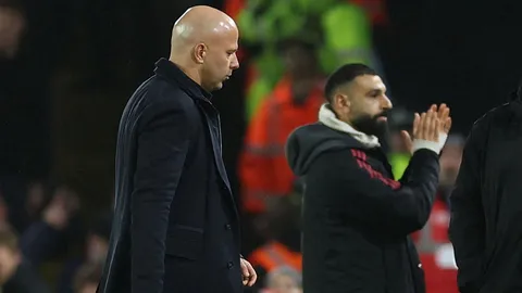 เอาแล้ว "ลิเวอร์พูล" เคลื่อนไหวล่าสุดกับ "ซาลาห์" หลังยังหนุน "สล็อต" ปมจวกยับออกสื่อ