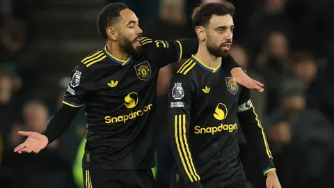 แมนยู กลับมาแล้ว เปิดโผทีมเต็งแชมป์พรีเมียร์ลีก 2025-26 ล่าสุด หลังจบนัดที่ 15