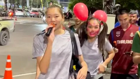 เก็บตกรับน้องซีเกมส์ 2025 “ชัชชุอร” กัปตันวอลเลย์บอลหญิงไทย เดินร้องเพลงสุดชิว (คลิป)