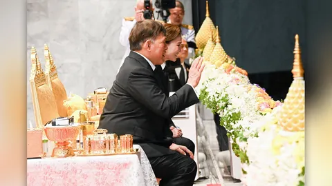 2 ล้นเกล้าฯ เสด็จ เปิดซีเกมส์กระหึ่ม ปีติ "พระราชินี" ทรงพระดำเนินนำทัพนักกีฬาไทย