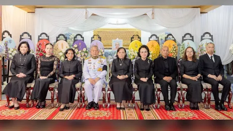 พระราชทานน้ำหลวงอาบศพ “สมนึก สุขวิมล” มารดา “ราชเลขาฯ-บิ๊กต่อ”