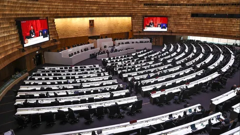 มติรัฐสภา 328 เสียง หนุนทำรัฐธรรมนูญใหม่มี กมธ. 2 ชุดจากรัฐสภาตั้ง