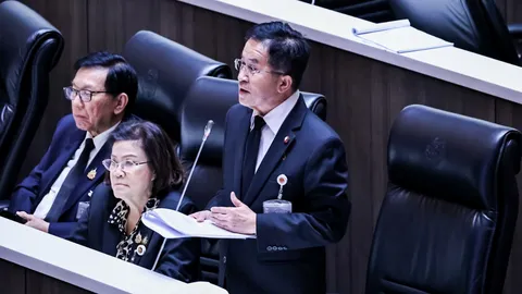 "วิทยา" ข้องใจตีกันนักการเมืองร่างรัฐธรรมนูญ เย้ยกลัวไม่เข้าเรื่อง