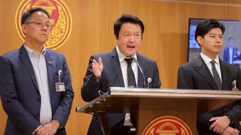 “พรรคประชาชน” คัดค้าน รัฐบาลเร่งเปิดดีลแสนล้านซื้อคืนรถไฟฟ้า แนะรอรัฐบาลหลังเลือกตั้งเป็นผู้ตัดสิน