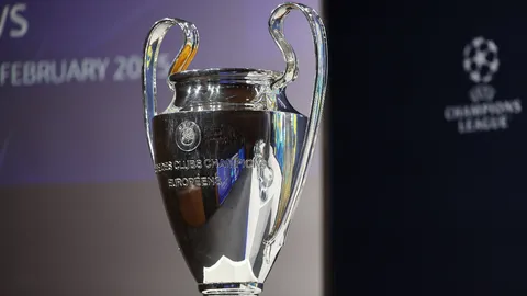 1 ทีมใหญ่ร่วง "ซูเปอร์คอม" ทำนายเต็งแชมป์ UCL ล่าสุด หลังจบนัดที่ 6 มี 2 ทีมผงาด