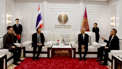 "พิพัฒน์" หารือทูตญี่ปุ่น เดินหน้าเทคโนโลยีราง-ท่าเรือ ยกระดับโครงสร้างพื้นฐานไทย