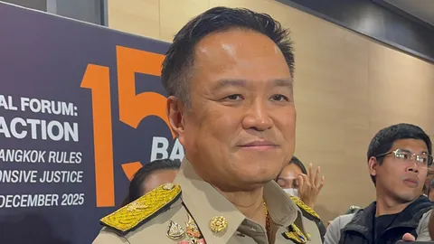 "อนุทิน" แย้ม สส.หลายพรรคขอย้ายมาซบ ภท. เพียบ เดินหน้าจีบ "เอกนิติ ศุภจี" เป็นแคนดิเดตนายกฯ