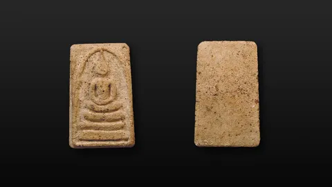 สมเด็จวัดระฆัง ทรงเจดีย์อกกระบอก