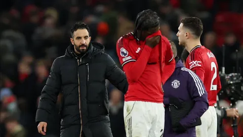 ผลบอลสด แมนยู พบ บอร์นมัธ เสมอ 4-4 "พรีเมียร์ลีก" 2025-26